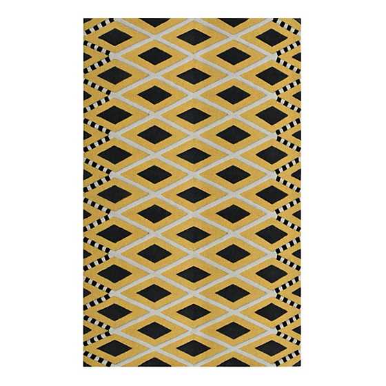 Beehive Indoor/Outdoor Rug – 5′ x 8′