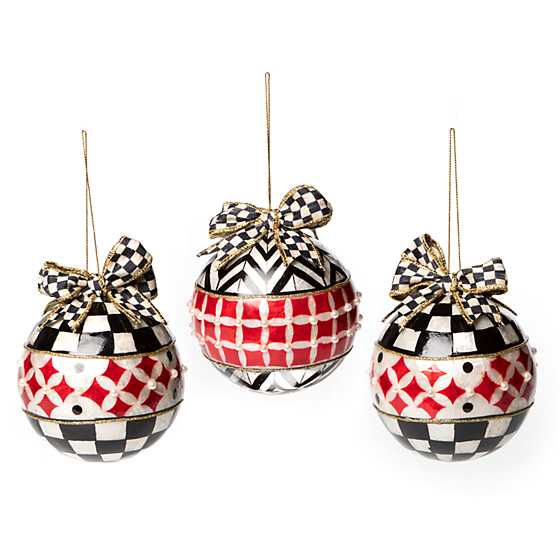 Checkmate Banded Capiz Ornaments – Set of 3