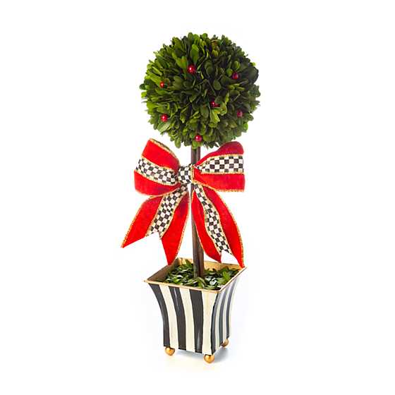 Classic Courtly Boxwood Topiary – Medium