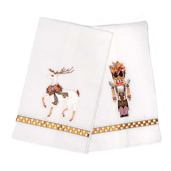 Della Robbia Nutcracker & Deer Guest Towels – Set of 2