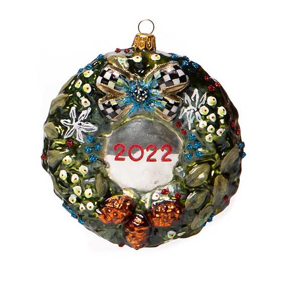 Glass Ornament – Farmhouse 2022 Wreath