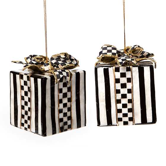 Package Capiz Ornaments – Set of 2