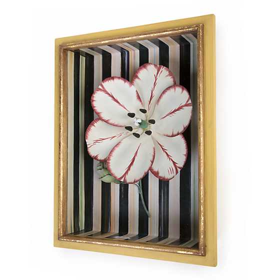 Tulip Shadow Box – Red